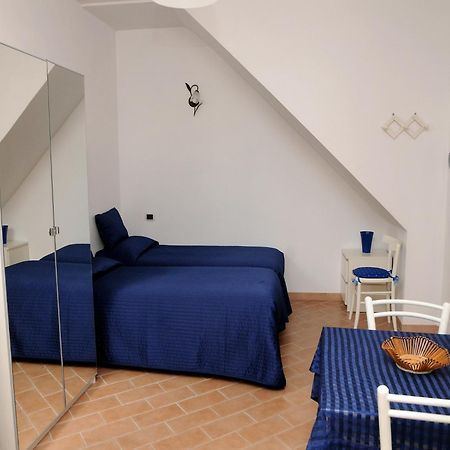 Guest House Dimora Fiorita Serracapriola Δωμάτιο φωτογραφία