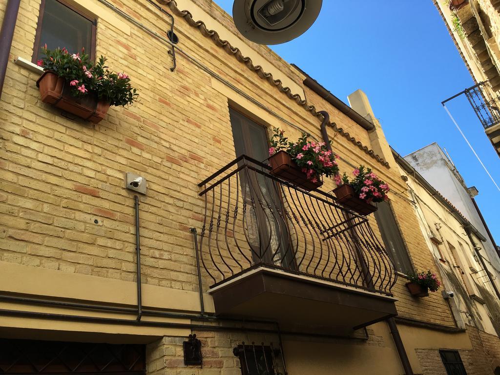 Guest House Dimora Fiorita Serracapriola Εξωτερικό φωτογραφία
